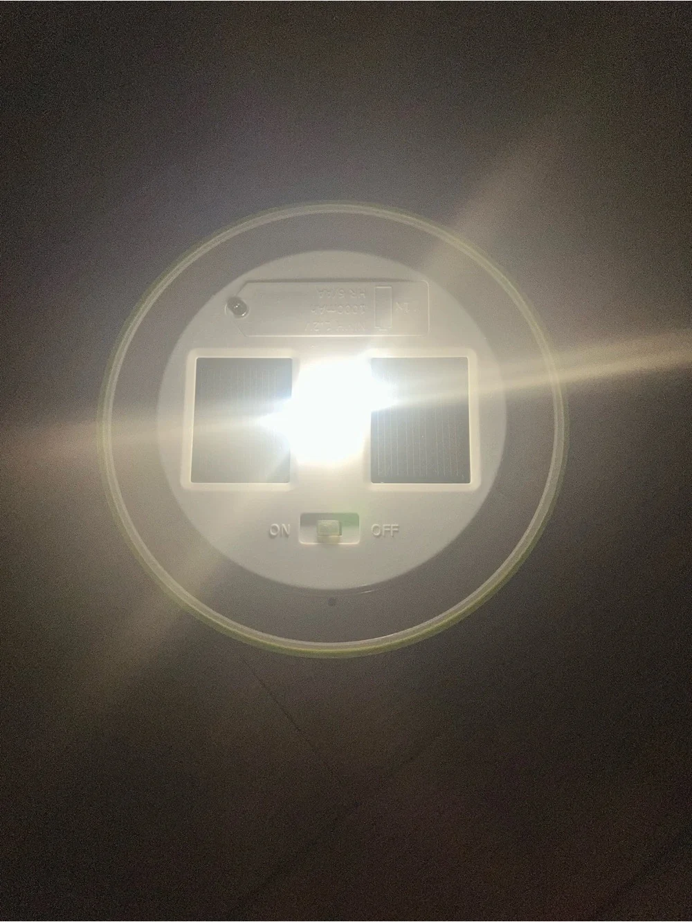 Green Apple Solar LED Lamp - rare!